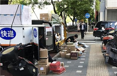 SE与罗氏制药合作推出史莱姆外形眼药水